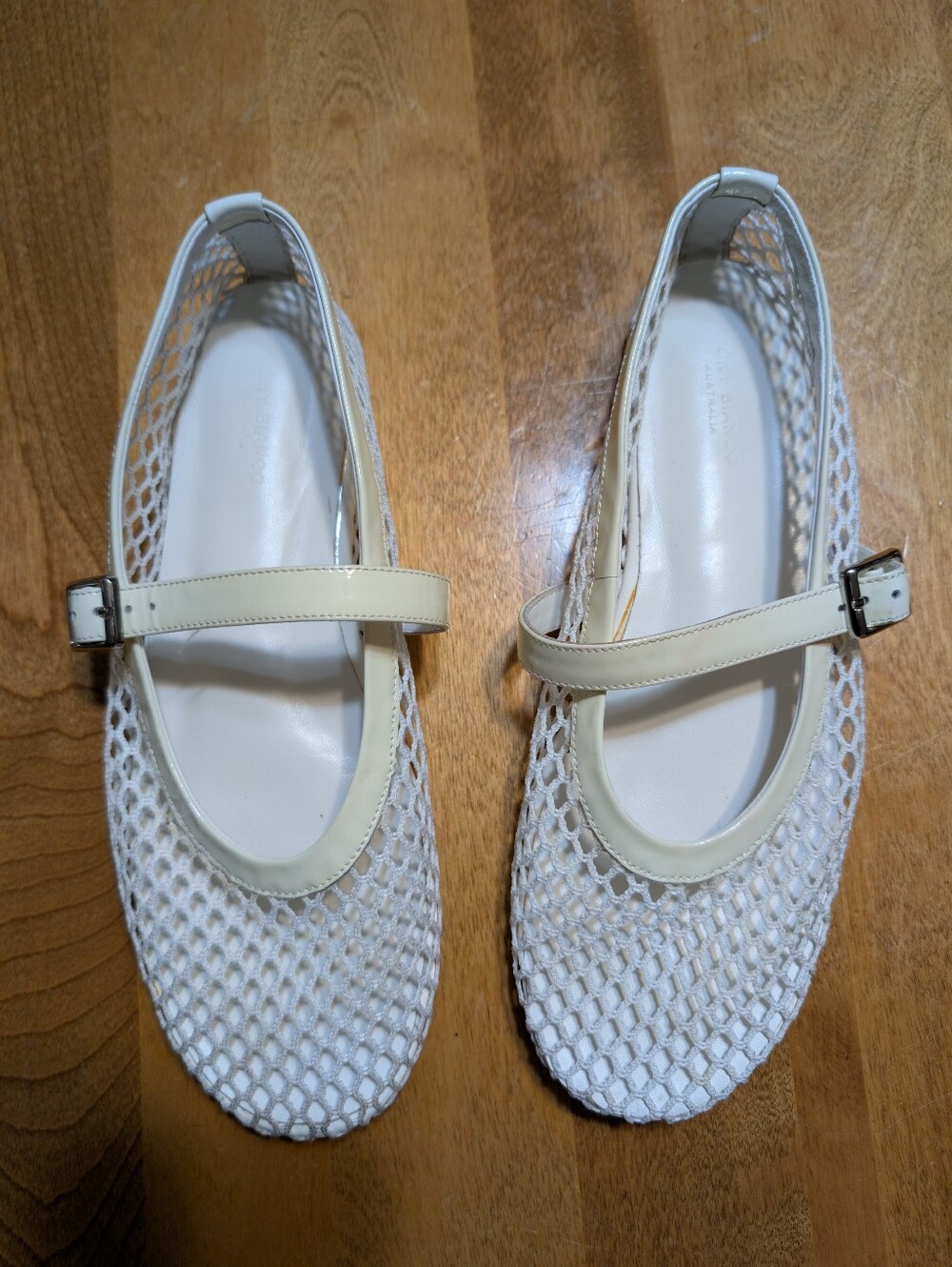 Tony BiancoMia ballet flats 6.5